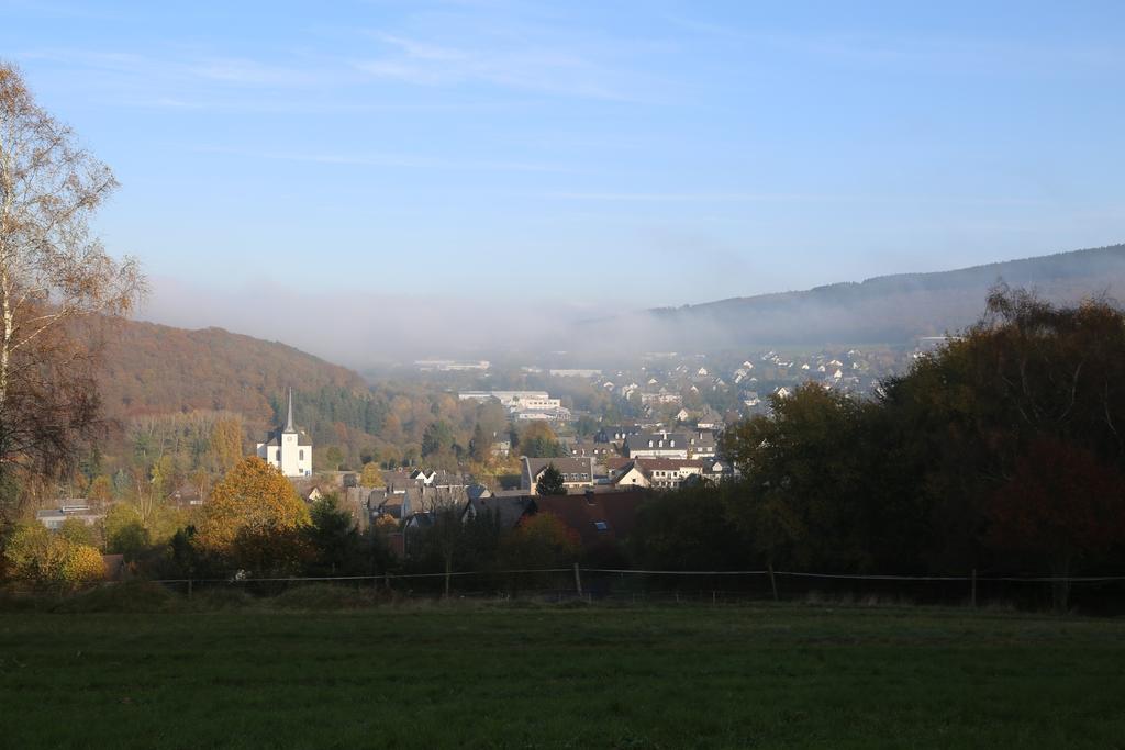 Hotel Bechtel Burbach  Bagian luar foto